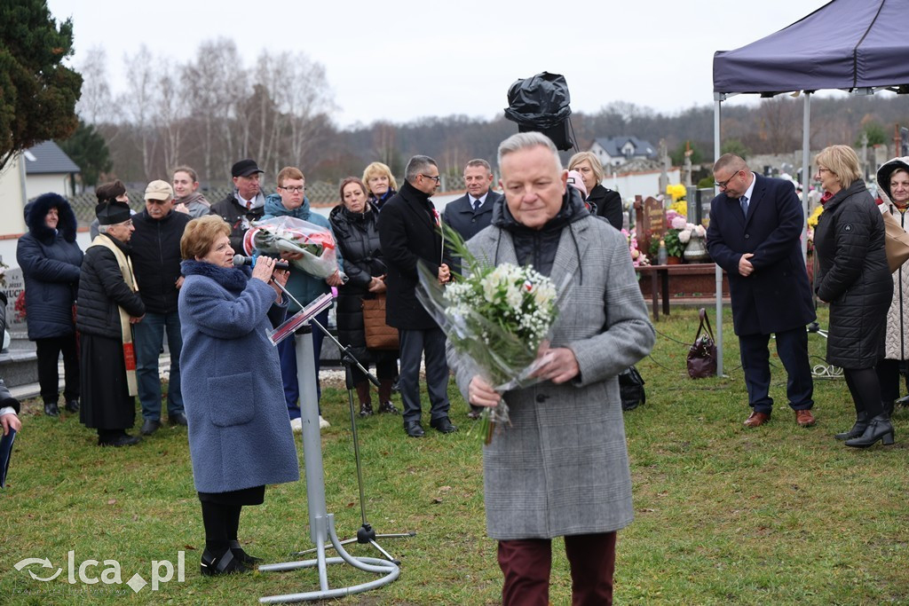 Odsłonięcie tablicy w Szczytnikach nad Kaczawą