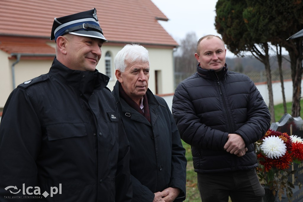 Odsłonięcie tablicy w Szczytnikach nad Kaczawą