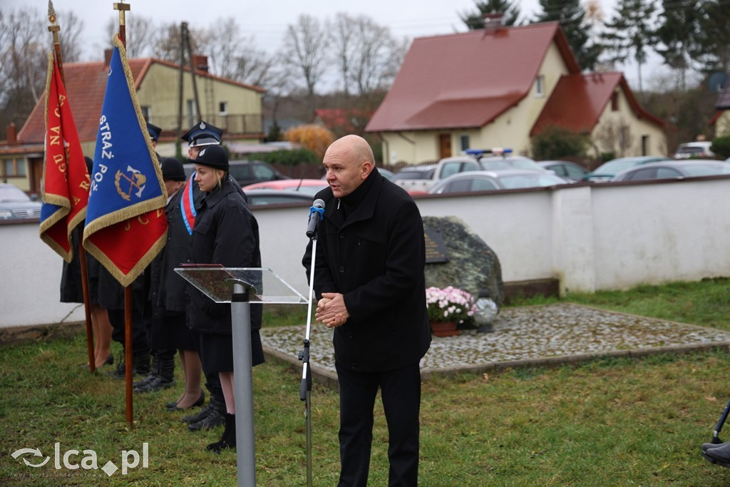 Odsłonięcie tablicy w Szczytnikach nad Kaczawą