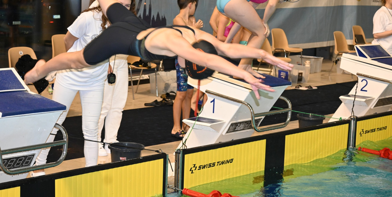 UKS Delfinek Legnica z medalami!