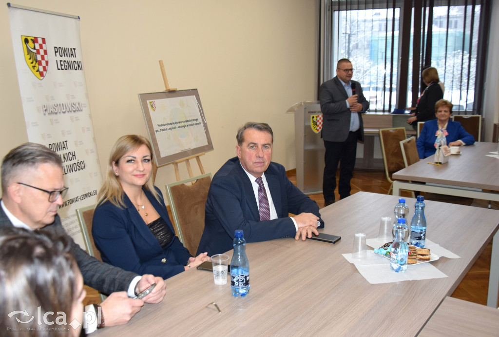 Powiat Legnicki: Młodzi twórcy z pasją o ekologii