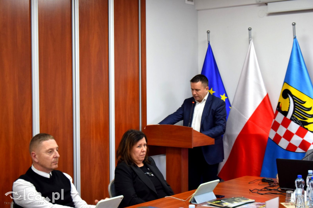 Rada Powiatu Legnickiego podjęła pięć uchwał