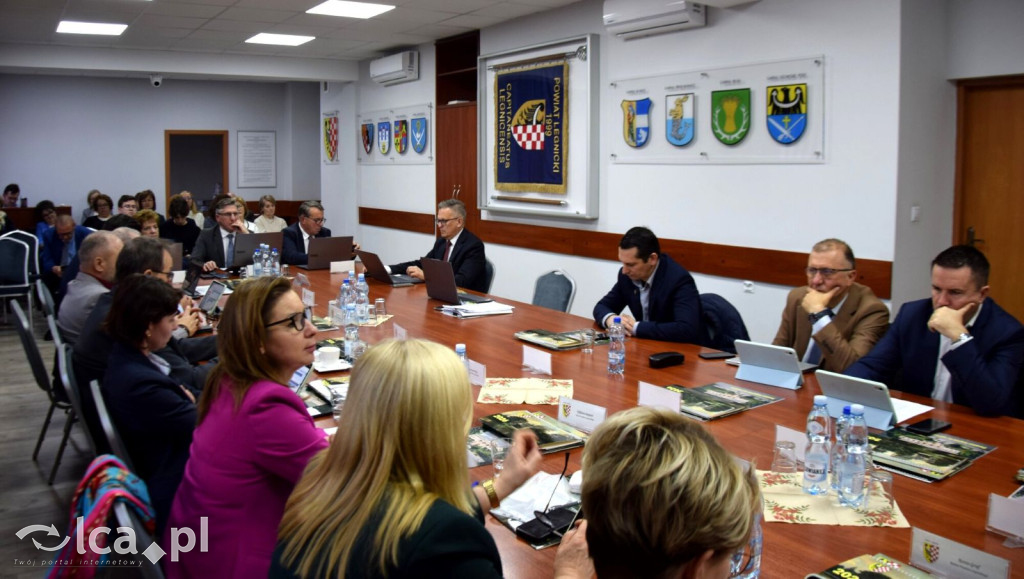 Rada Powiatu Legnickiego podjęła pięć uchwał