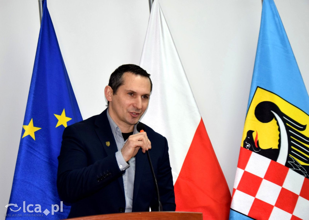 Rada Powiatu Legnickiego podjęła pięć uchwał