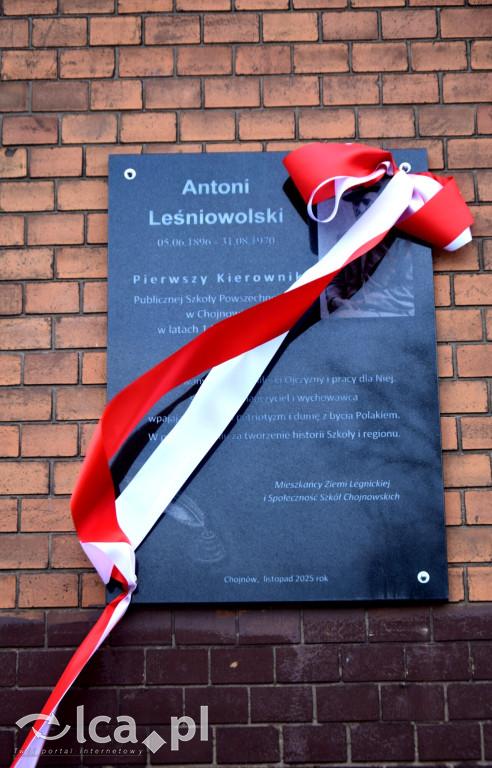 Tablica Antoniego Leśniowolskiego odsłonięta