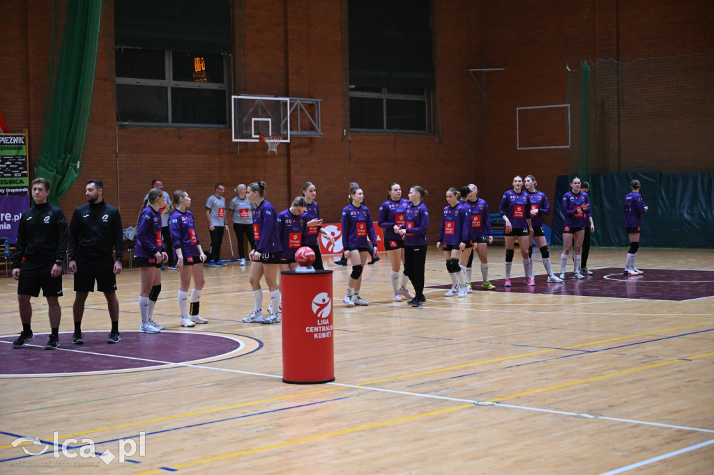 EISBERG Dziewiątka Legnica rozbiła Sambor Tczew