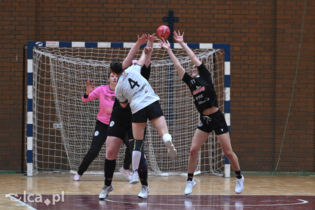 EISBERG Dziewiątka Legnica rozbiła Sambor Tczew