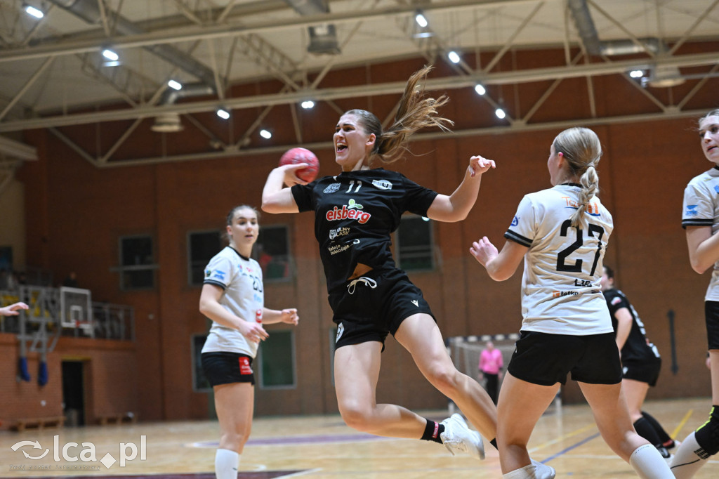 EISBERG Dziewiątka Legnica rozbiła Sambor Tczew