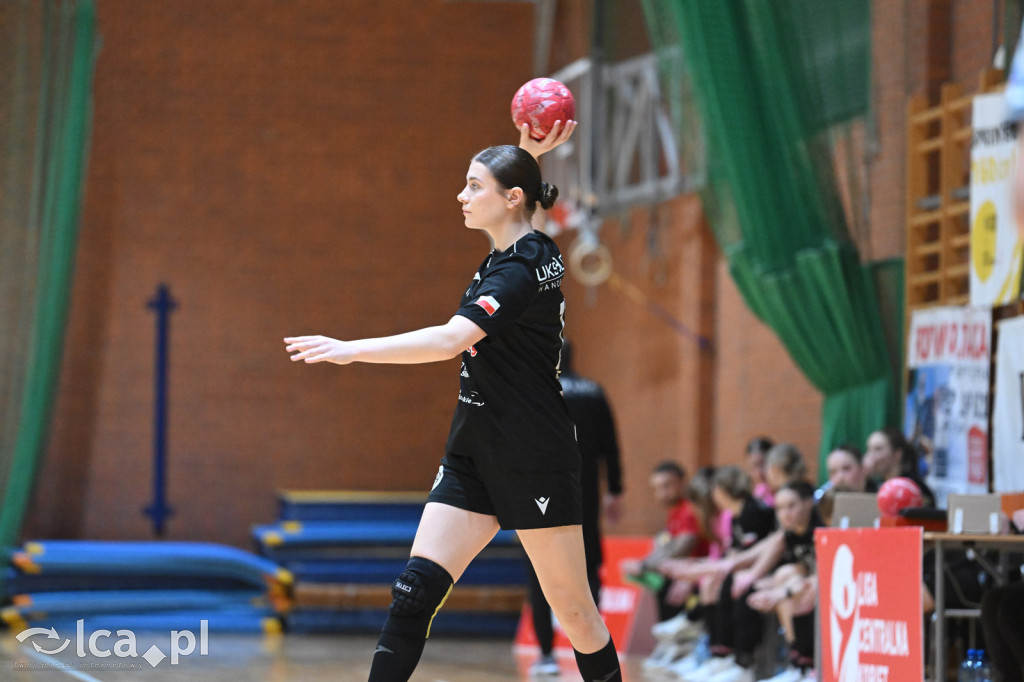 EISBERG Dziewiątka Legnica rozbiła Sambor Tczew