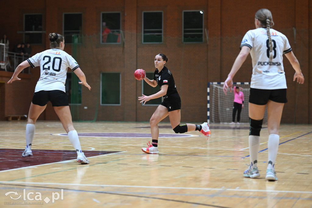 EISBERG Dziewiątka Legnica rozbiła Sambor Tczew