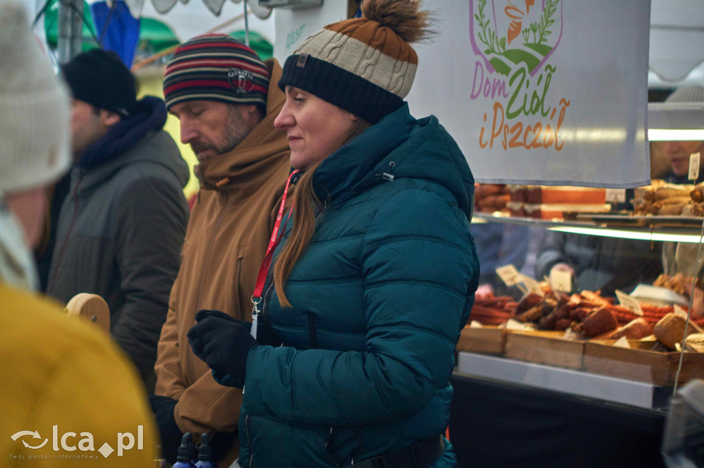 Targowisko w Bartoszowie kusi świątecznym klimatem