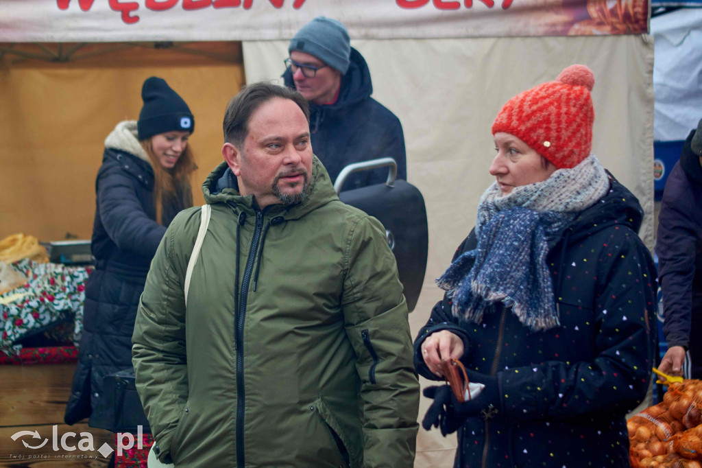 Targowisko w Bartoszowie kusi świątecznym klimatem
