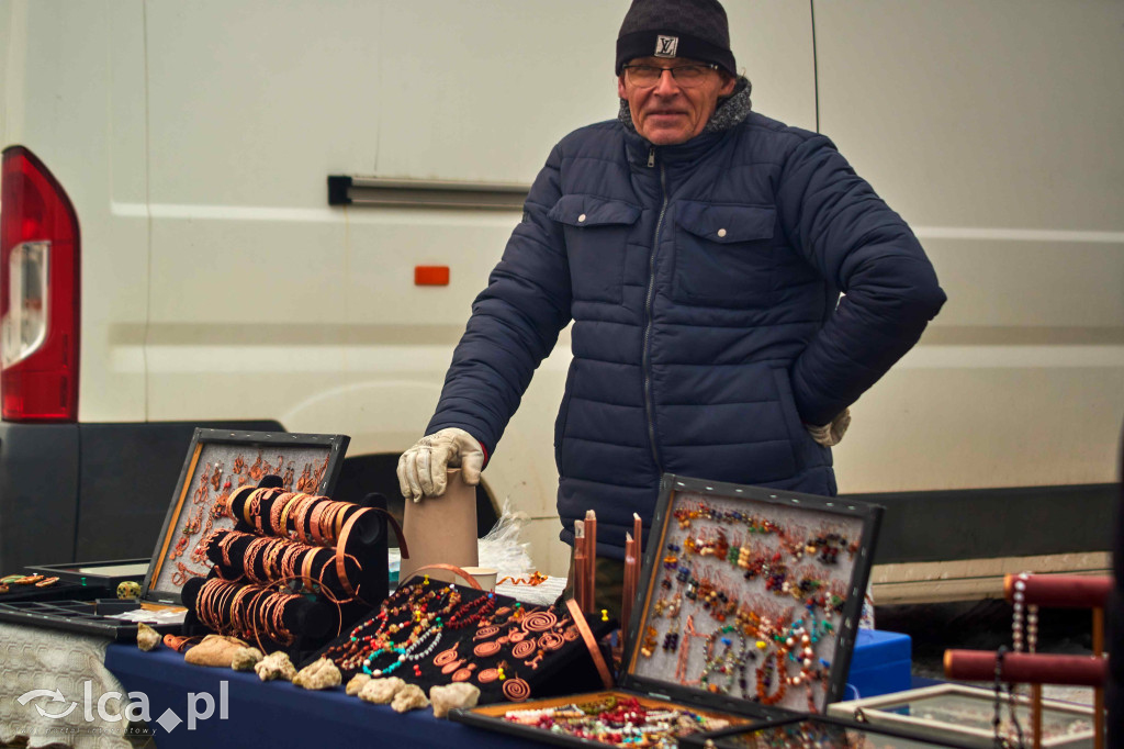 Targowisko w Bartoszowie kusi świątecznym klimatem