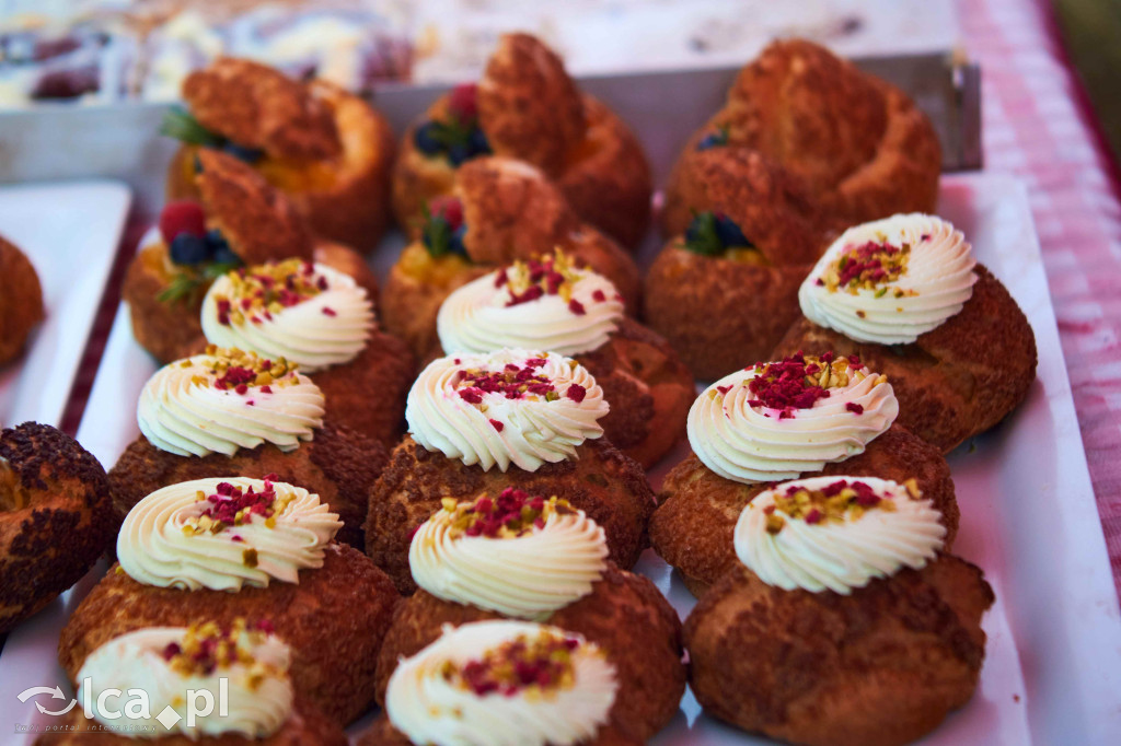 Targowisko w Bartoszowie kusi świątecznym klimatem