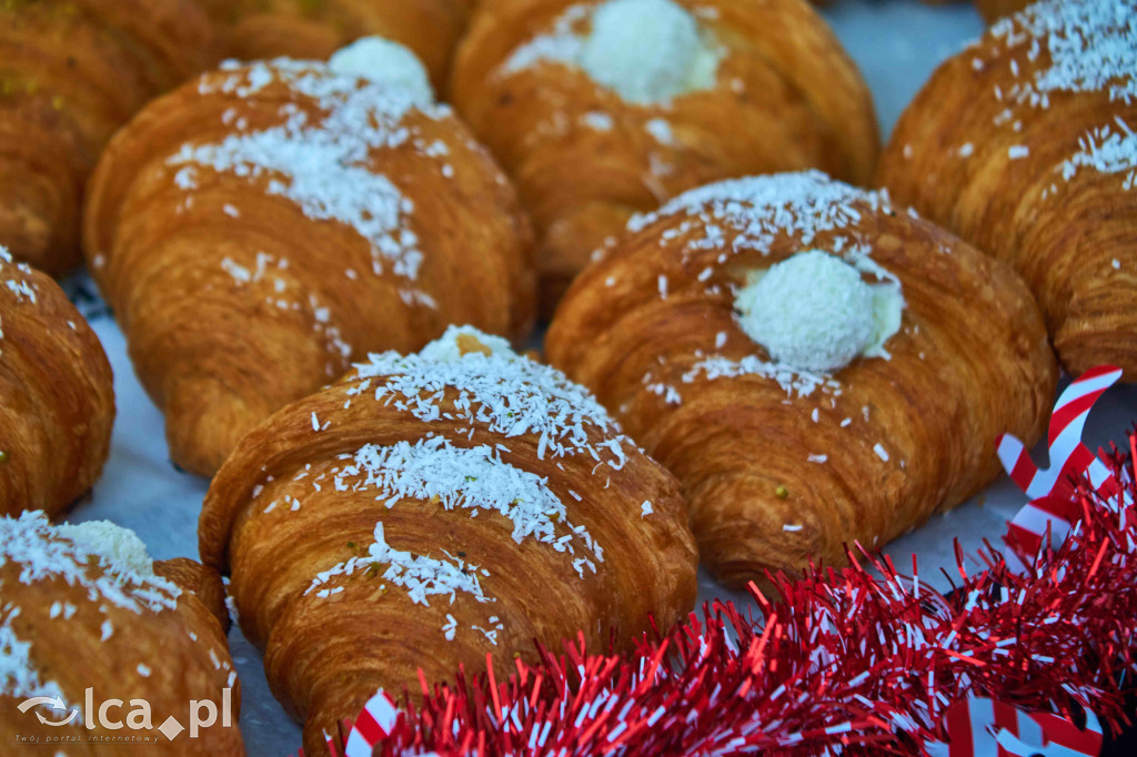 Targowisko w Bartoszowie kusi świątecznym klimatem