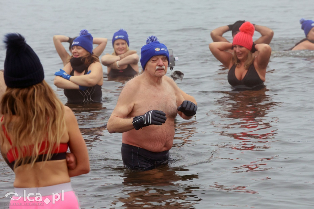 Legnickie Morsy w lodowatej wodzie