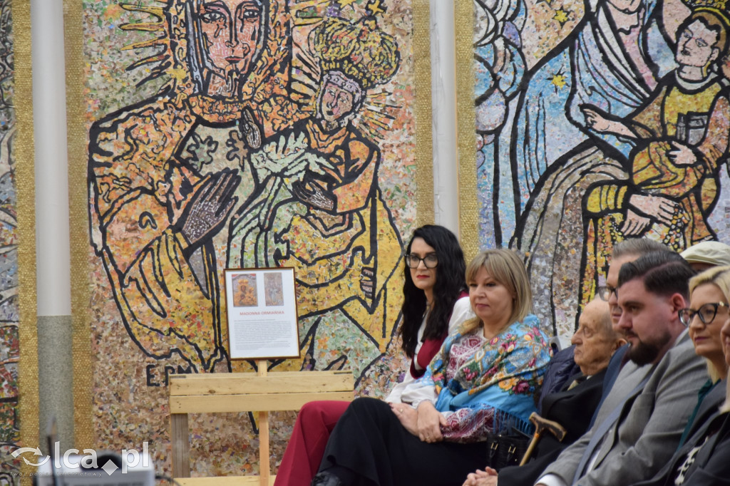 Wernisaż „Madonny Kresowe w mozaice recyklingowej”