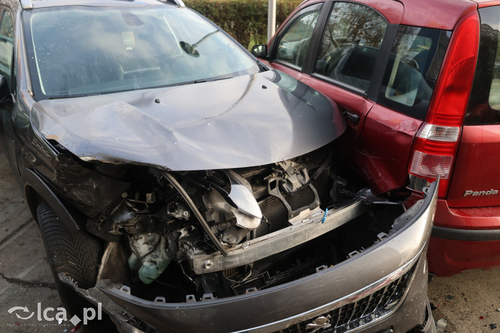 Nocna kolizja. Uszkodzonych sześć aut