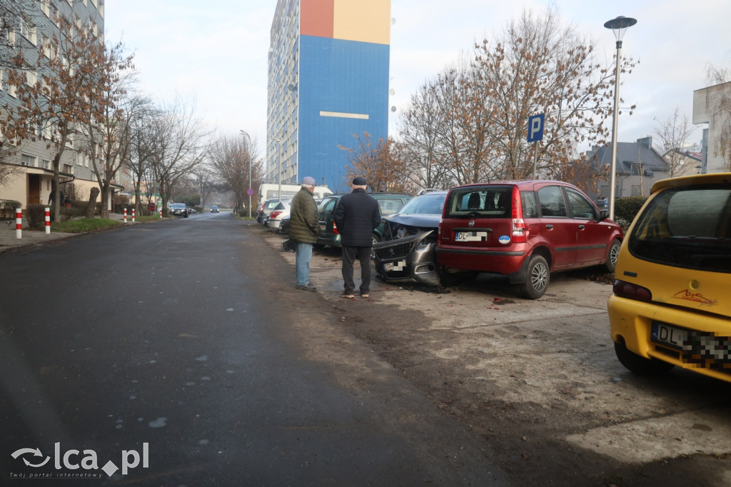 Nocna kolizja. Uszkodzonych sześć aut