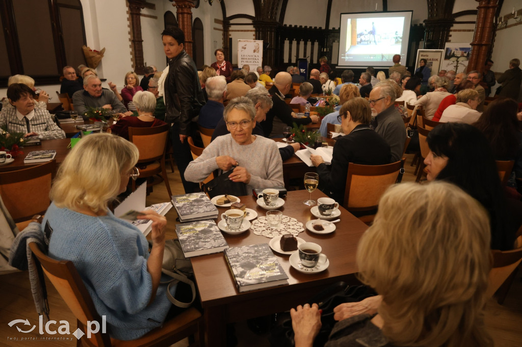 Pełna sala na promocji „Zapisany we wspomnieniach”