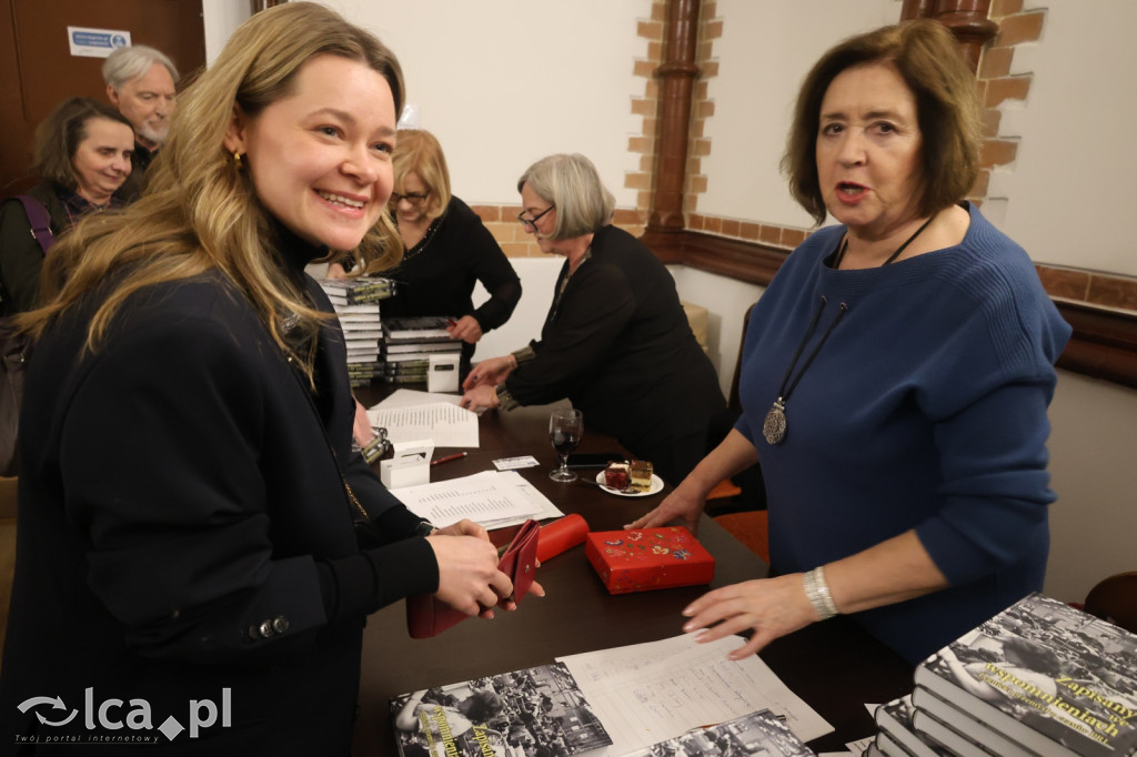 Pełna sala na promocji „Zapisany we wspomnieniach”
