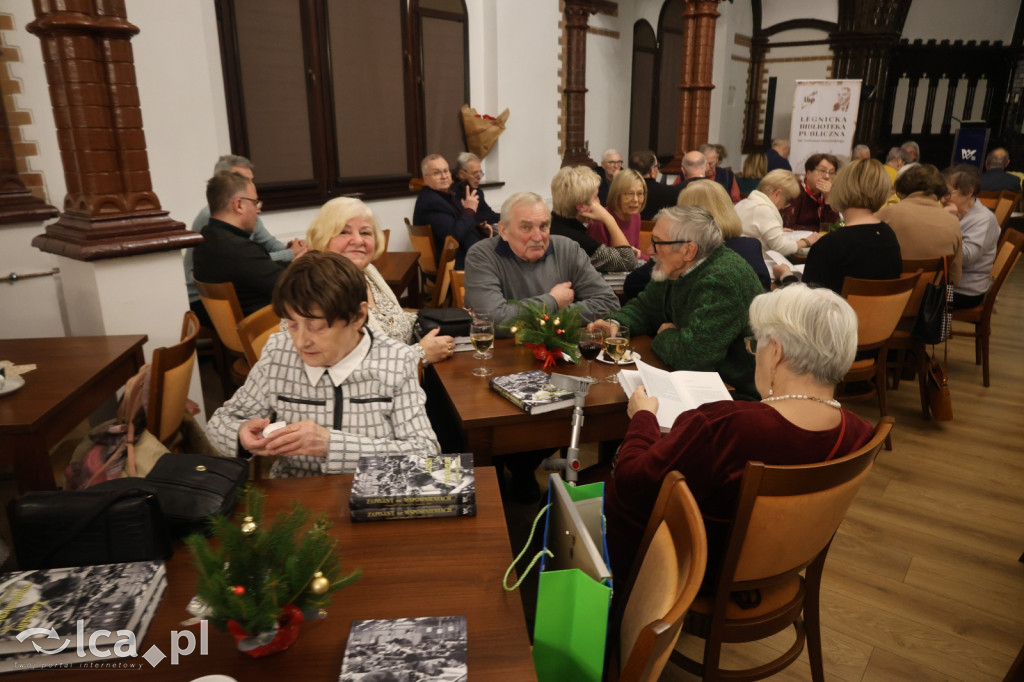 Pełna sala na promocji „Zapisany we wspomnieniach”