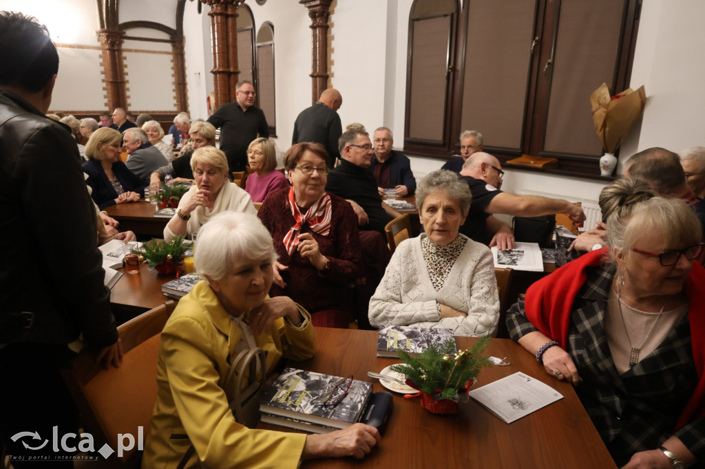 Pełna sala na promocji „Zapisany we wspomnieniach”