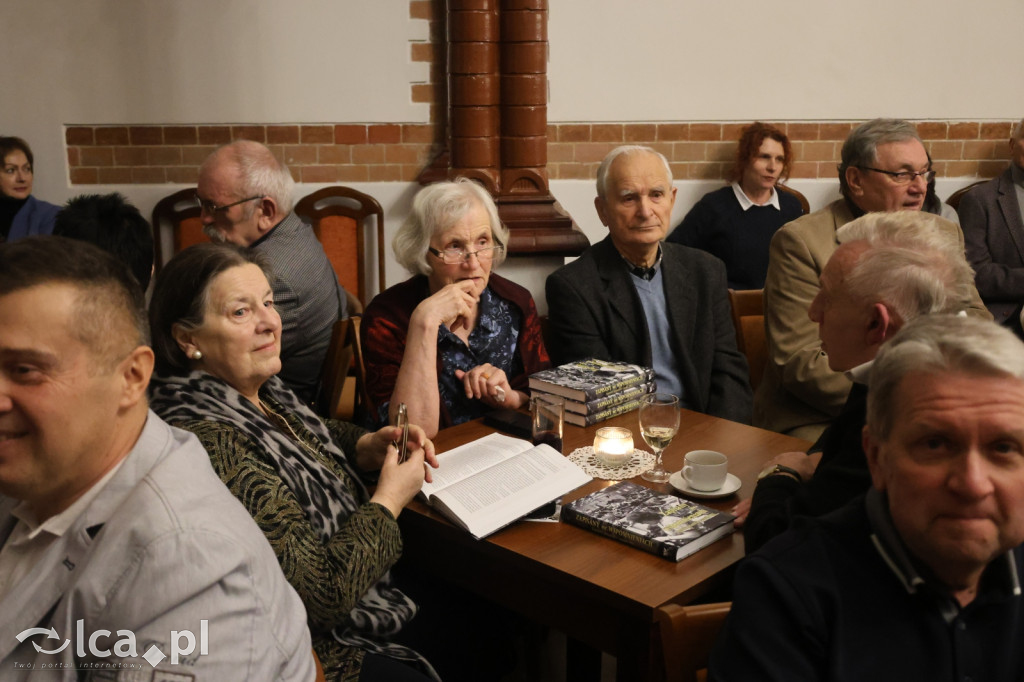 Pełna sala na promocji „Zapisany we wspomnieniach”