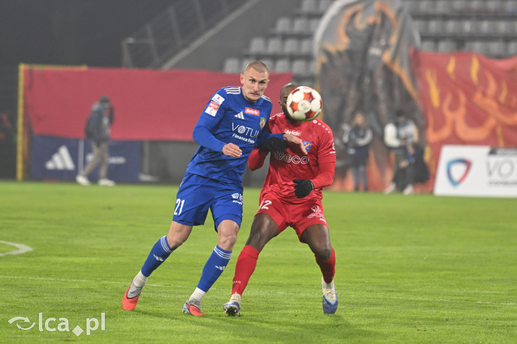 Miedź wygrywa z Odrą w końcówce