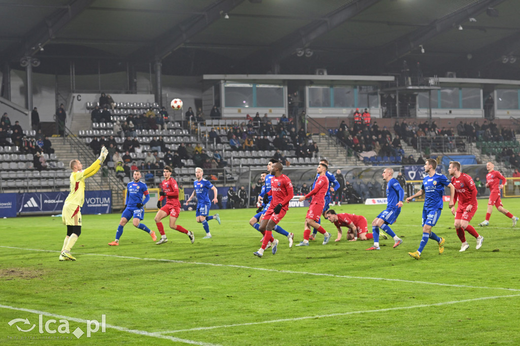 Miedź wygrywa z Odrą w końcówce