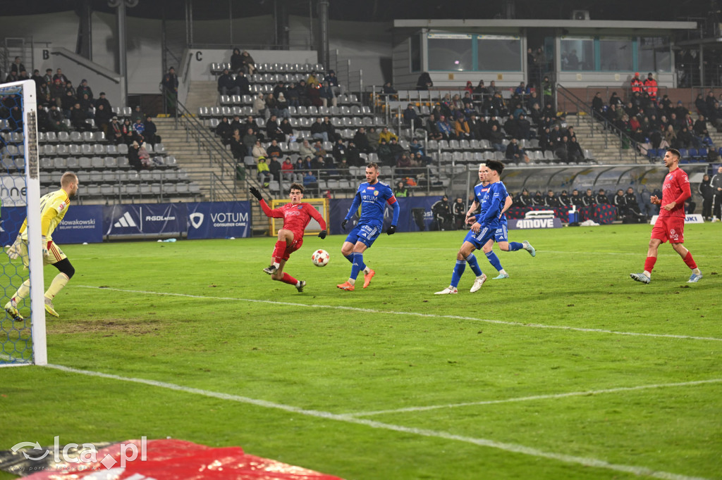 Miedź wygrywa z Odrą w końcówce