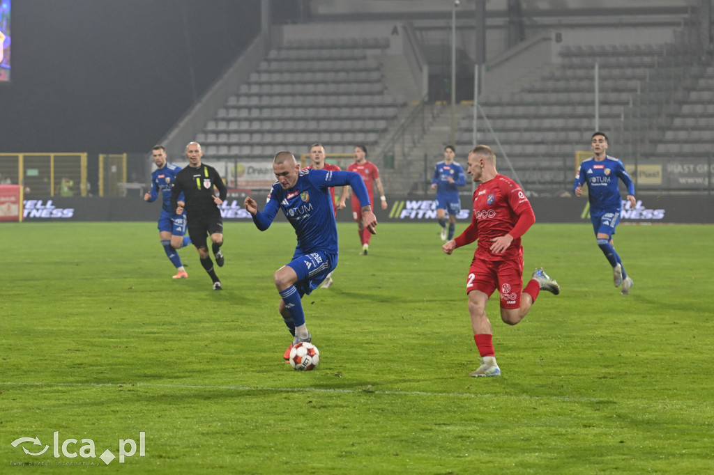 Miedź wygrywa z Odrą w końcówce