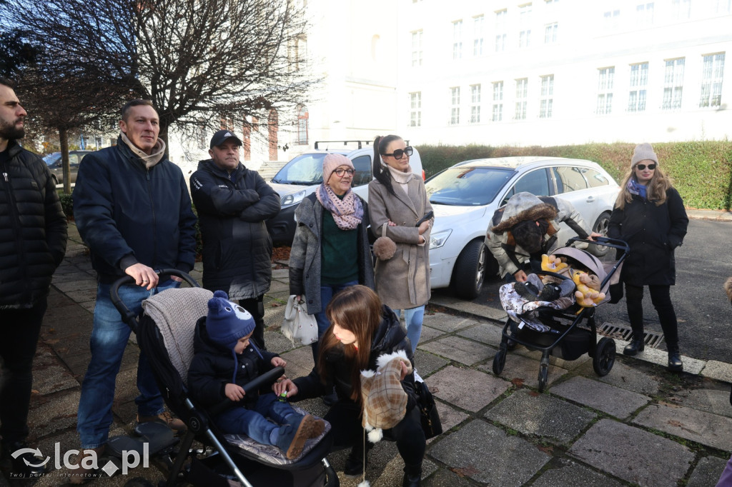 Ponad 50 osób na charytatywnym spacerze po Legnicy
