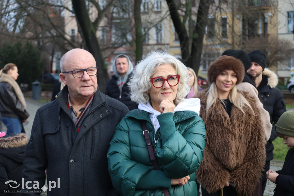 Ponad 50 osób na charytatywnym spacerze po Legnicy