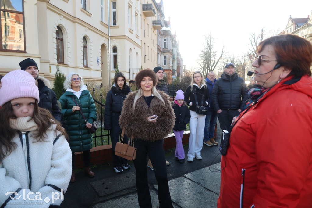 Ponad 50 osób na charytatywnym spacerze po Legnicy