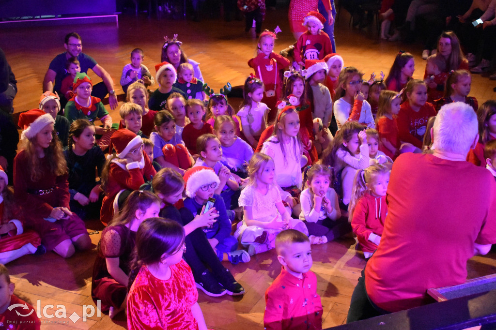 Mikołajkowa zabawa w MCK