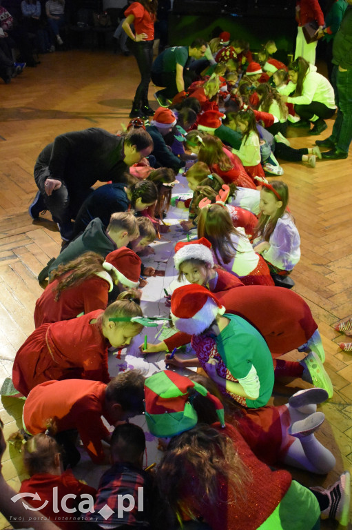 Mikołajkowa zabawa w MCK