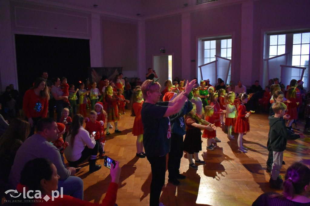 Mikołajkowa zabawa w MCK