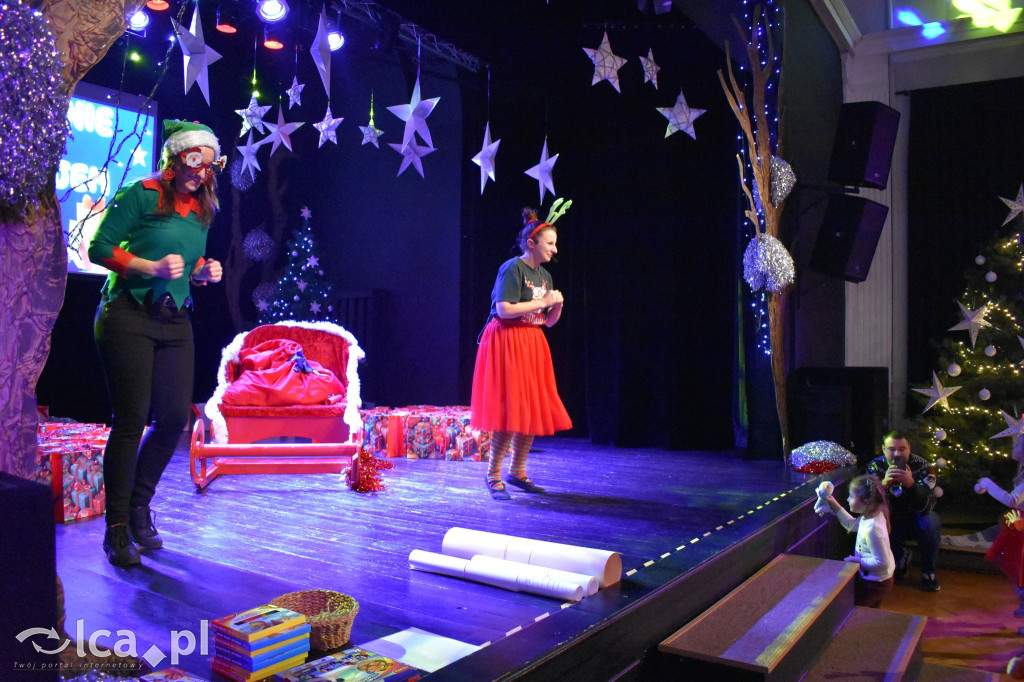 Mikołajkowa zabawa w MCK