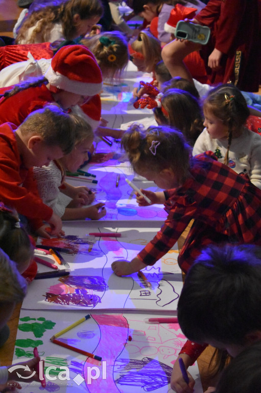 Mikołajkowa zabawa w MCK