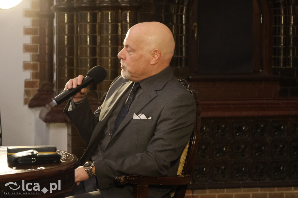 Spotkanie z Markiem Krajewskim w Legnicy