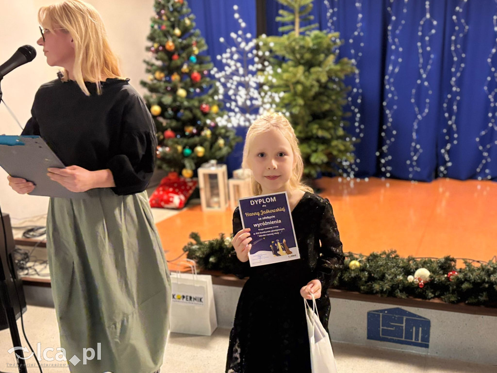 „Wśród nocnej ciszy…” – nagrodzono artystów