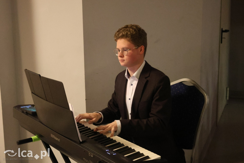 „Wśród nocnej ciszy…” – nagrodzono artystów