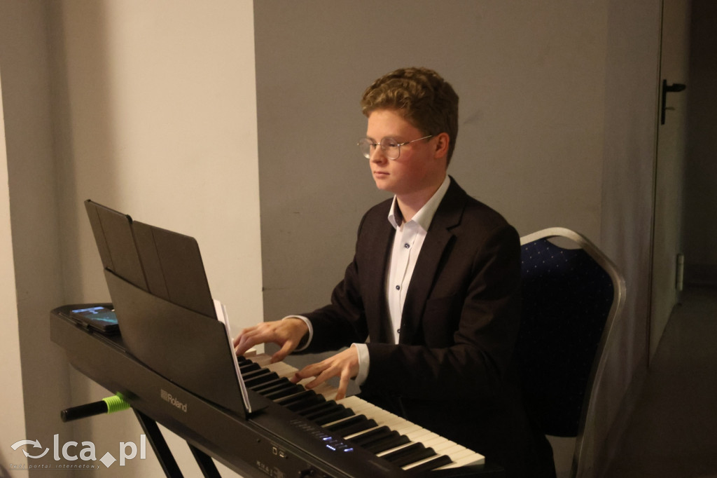 „Wśród nocnej ciszy…” – nagrodzono artystów