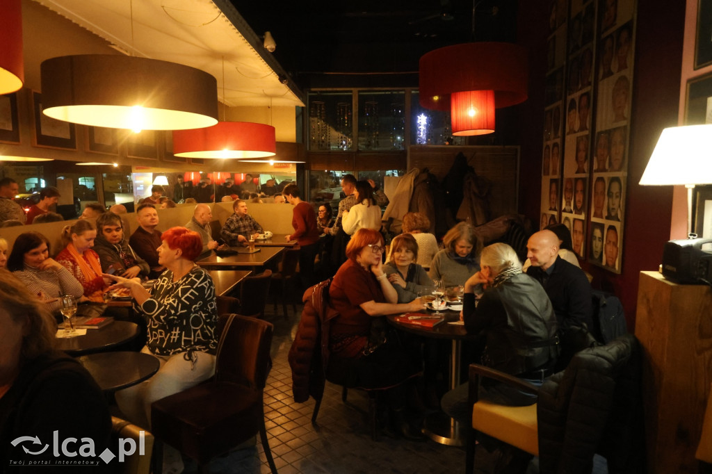 Spotkanie z Markiem Żakiem w Provincia Cafe