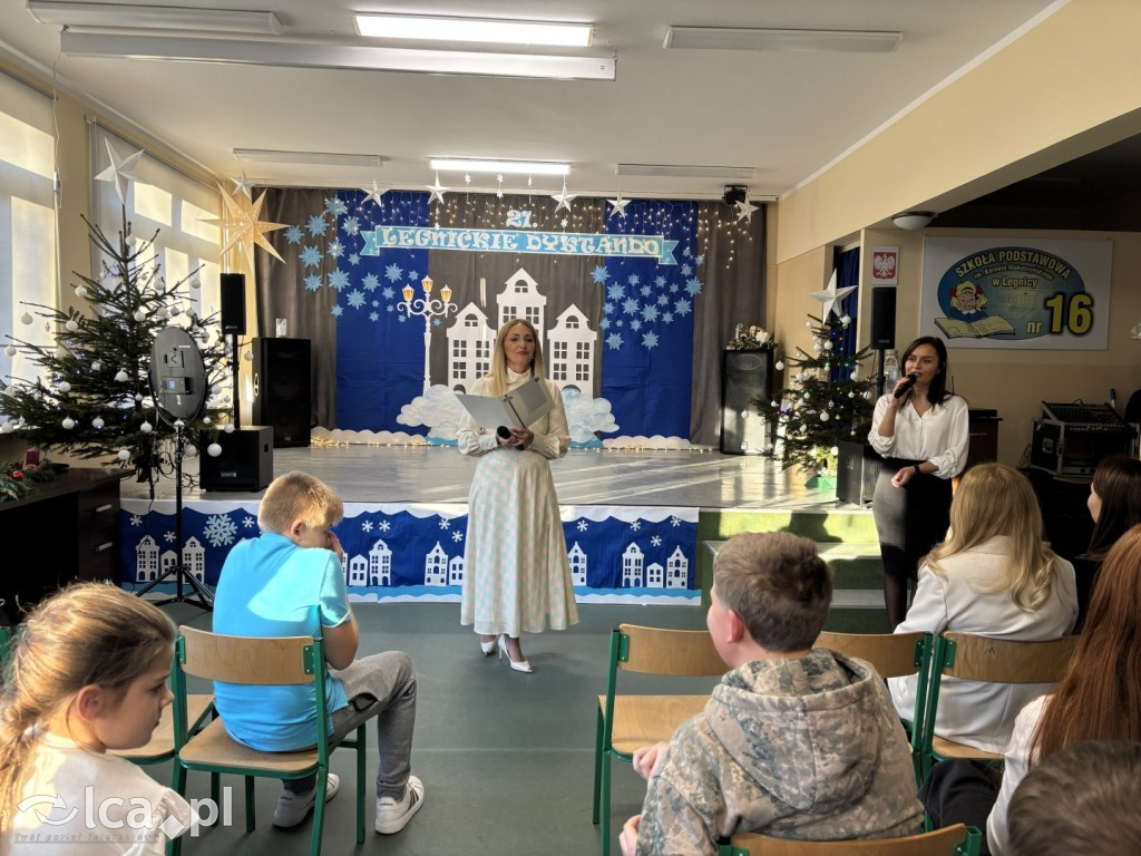 Zmagania ze słowem i historie z dreszczykiem