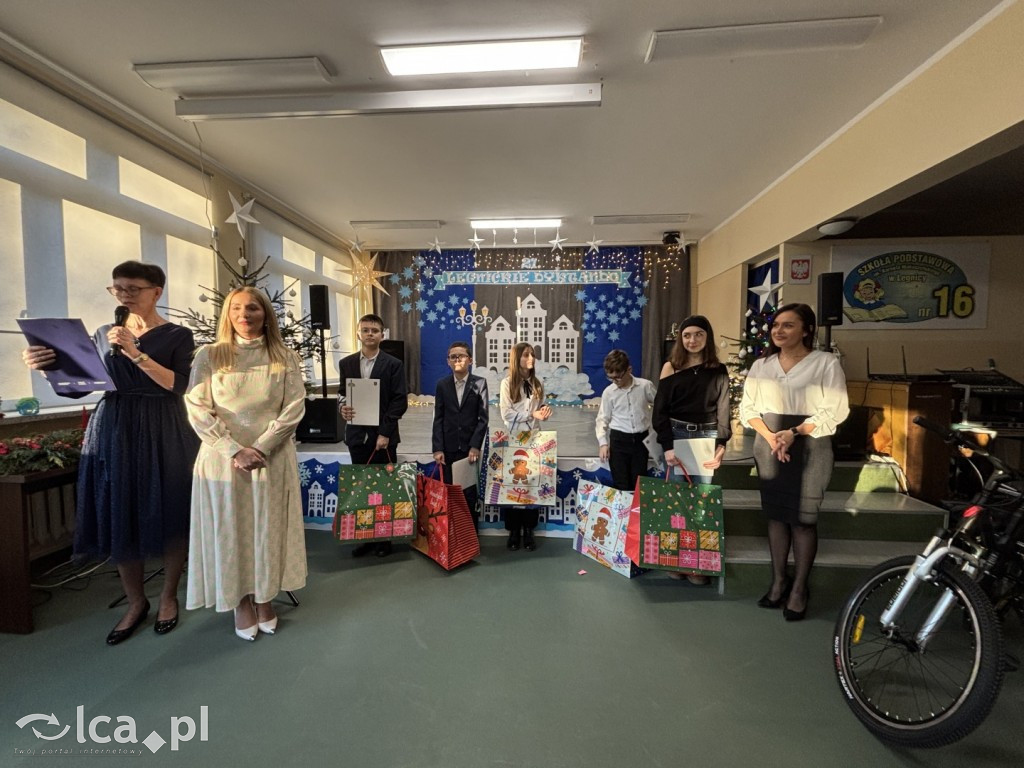 Zmagania ze słowem i historie z dreszczykiem