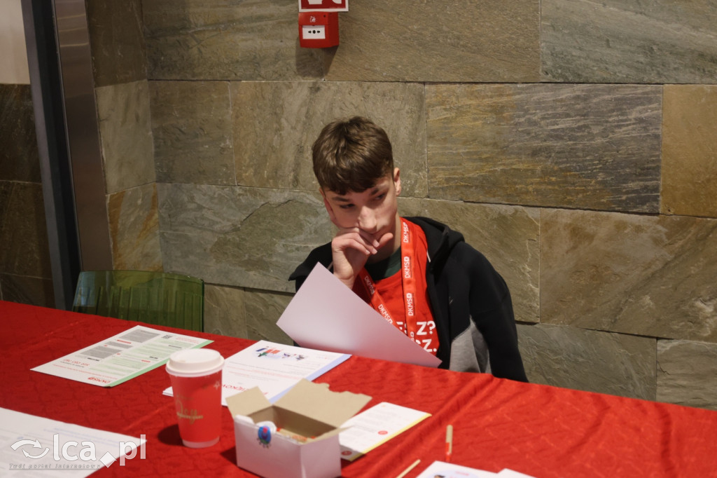 Uczniowie ZSS rejestrują dawców szpiku