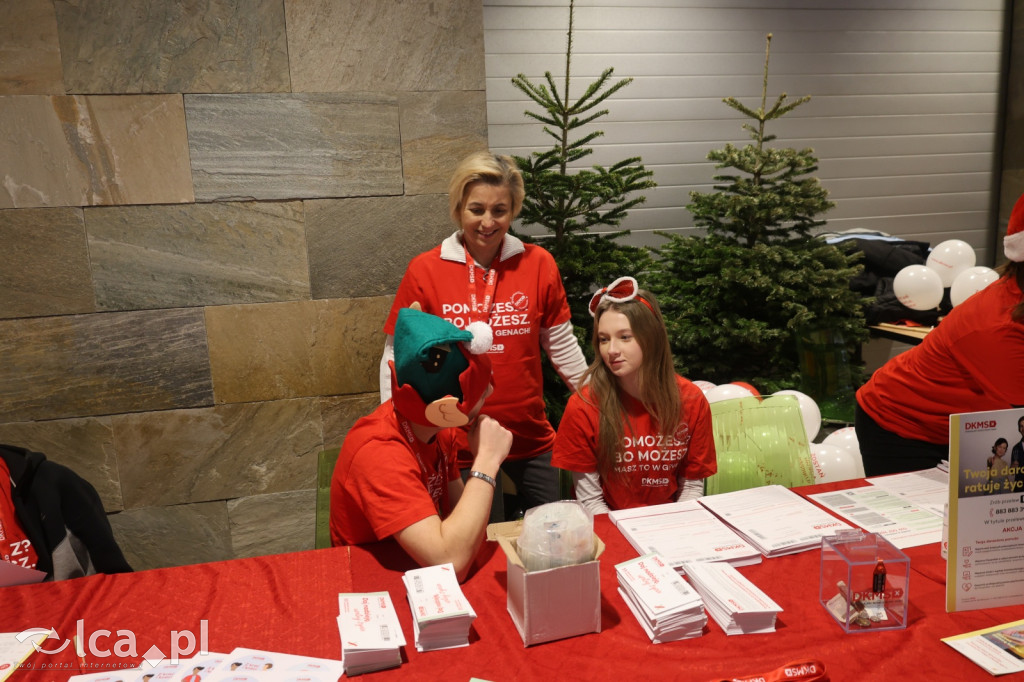 Uczniowie ZSS rejestrują dawców szpiku