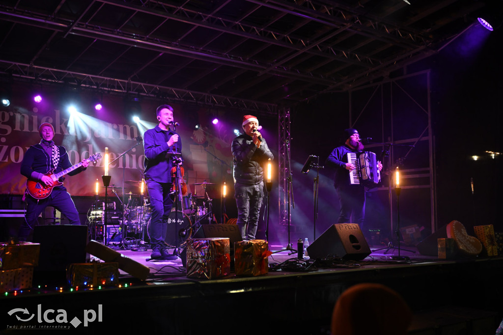 Rynek pachniał piernikami, scena przyciągała tłumy